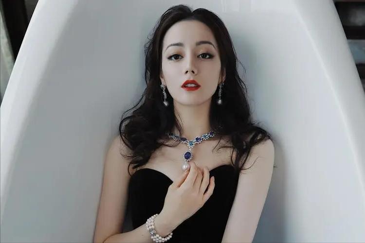 韩国女明星所有颜色露脐装,韩国女明星的露脐装