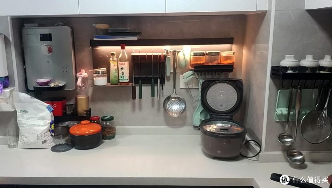 蒸箱烤箱空气炸锅哪个实用一些,空气炸锅和烤箱哪个更适合家用