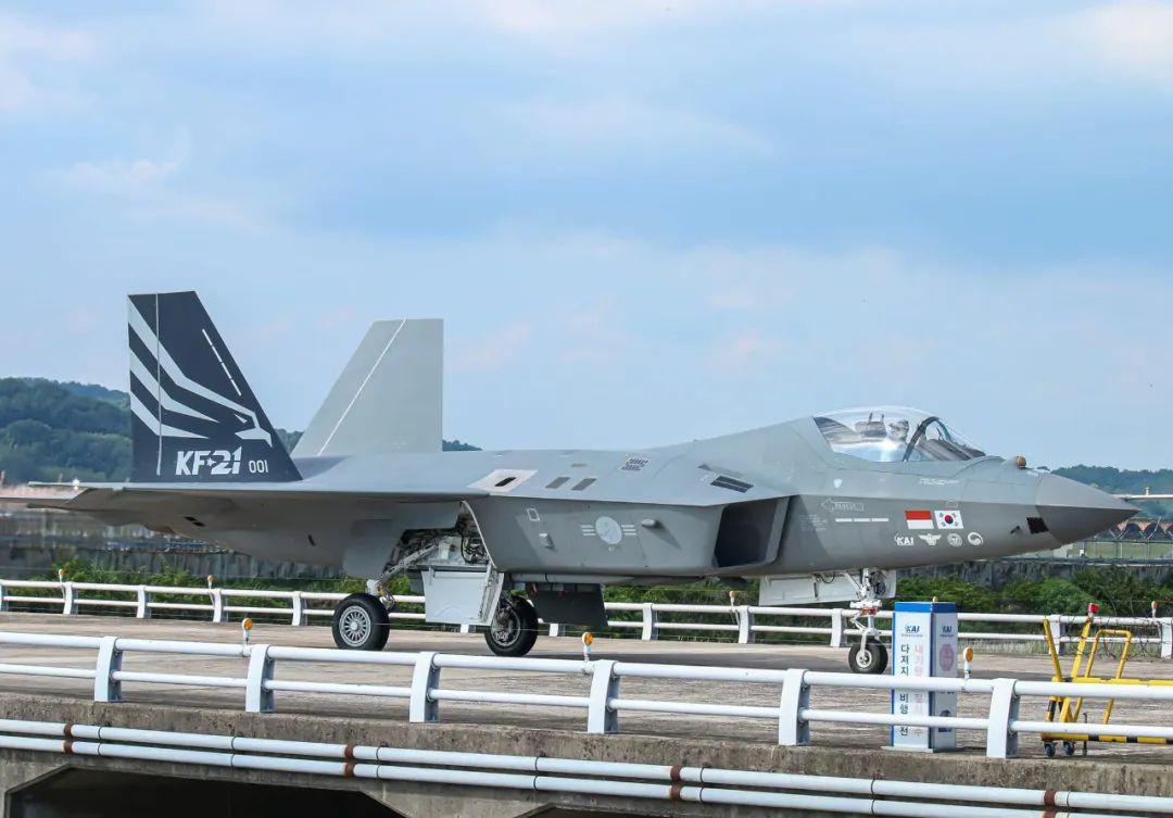 韩国军vs朝鲜军,韩国军队有多少人口