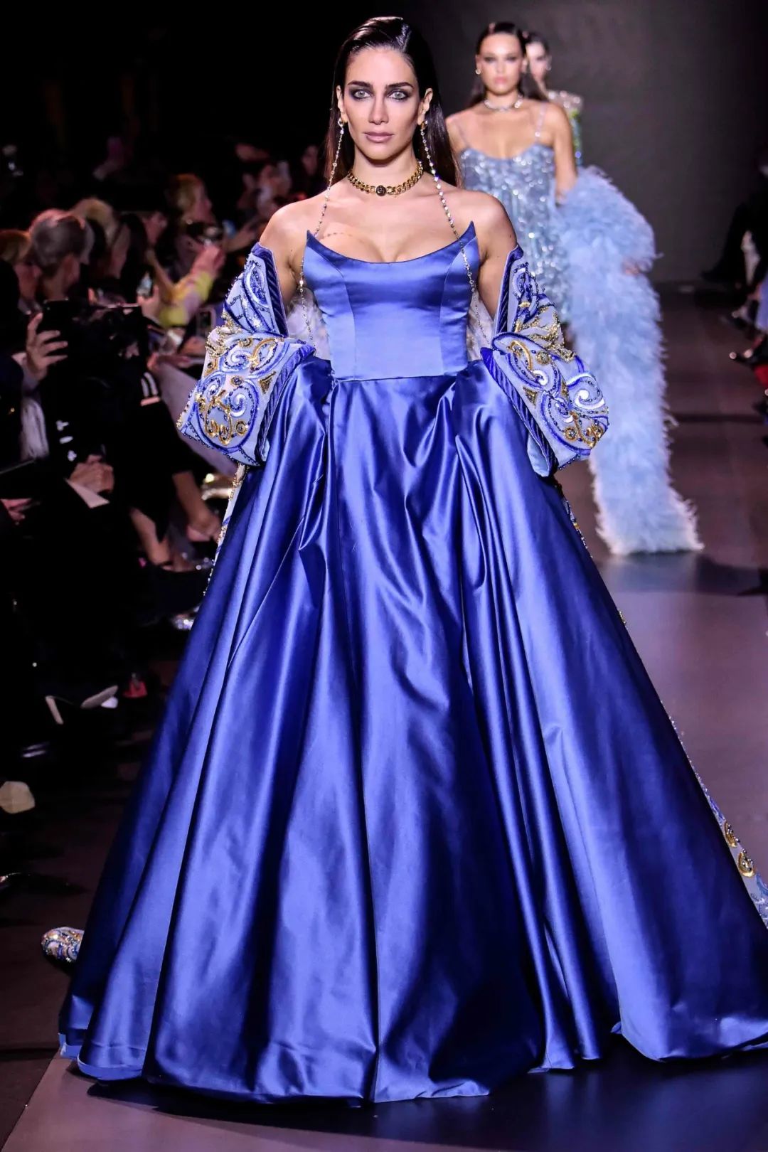 georgeshobeika2018时装秀完整版,georgeshobeika2018年的秀场