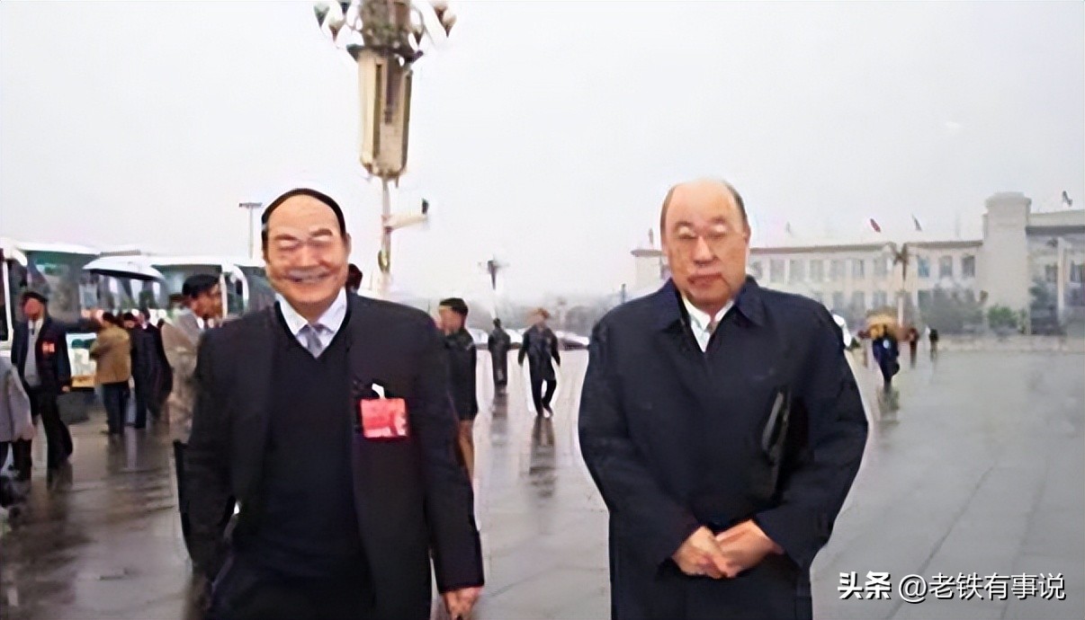 河南巨贪王有杰落网后不知悔改，为赎儿子被骗200万