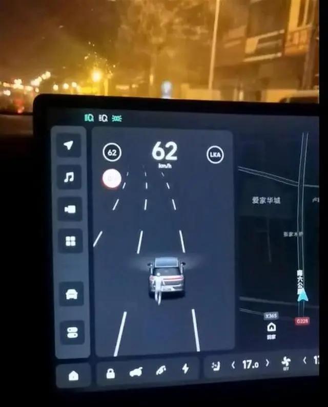 理想汽车回应高速无人驾驶飙车,理想车主夜间开车显示有人追车