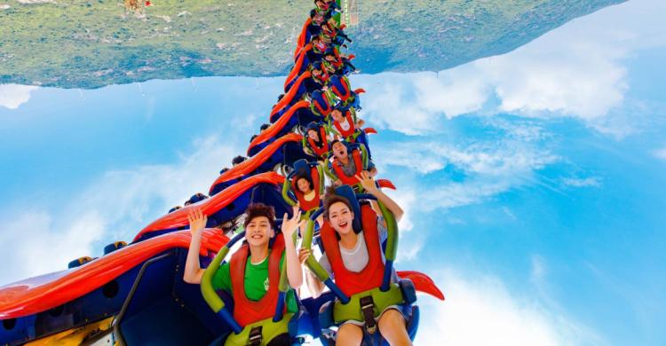 珠海长隆飞船酒店！海洋王国无限畅玩+畅游28楼绝美无边际泳池