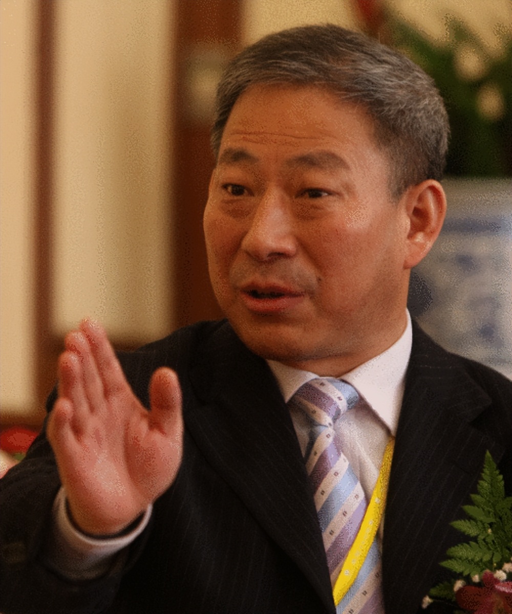 江苏首富严介和现状,江苏省首富严介和