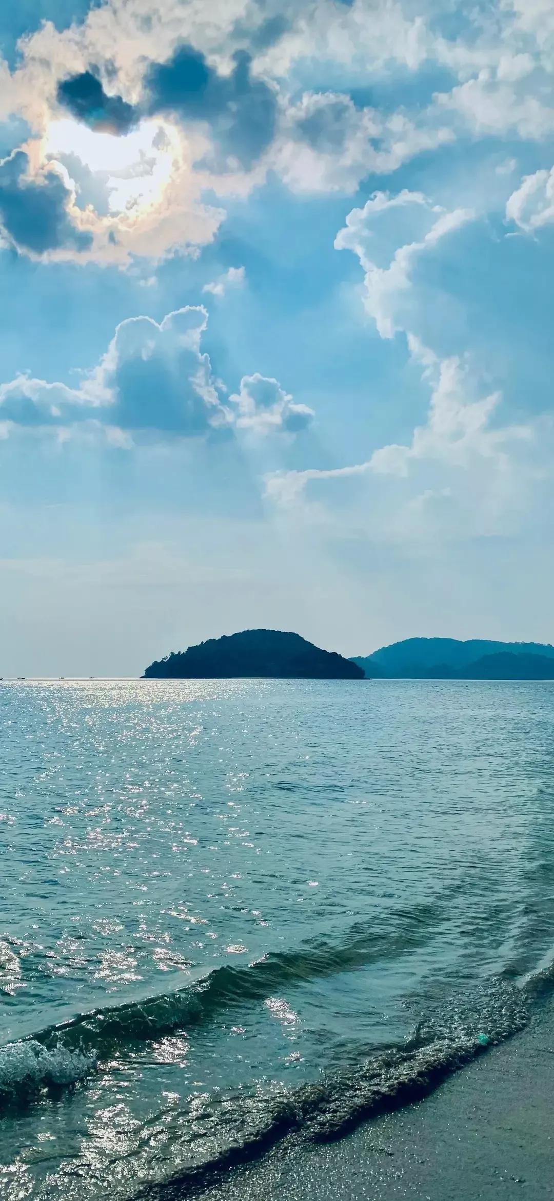 大海壁纸｜大海边，守候朝霞，聆听海浪的乐章