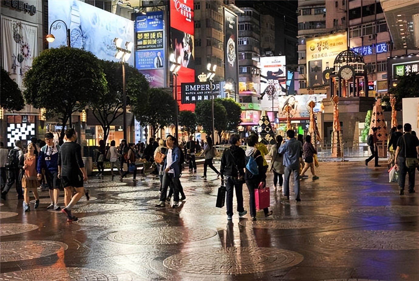 2016年，美国开价380亿美元试图控制半导体行业，遭中国一票驳回