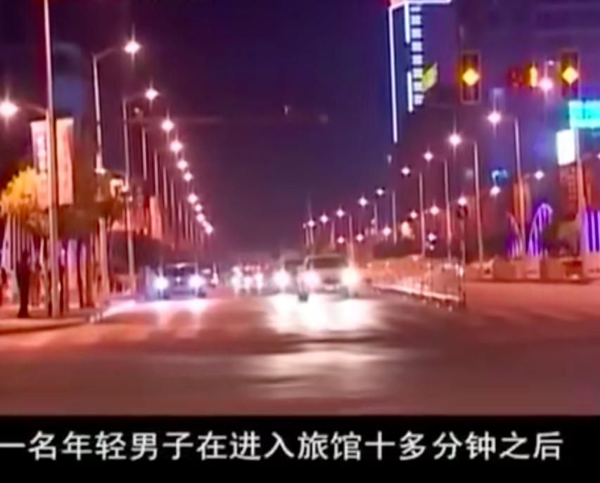 2015年男子要捉奸妻子，又找失足女提供服务，想欠嫖资杀死失足女