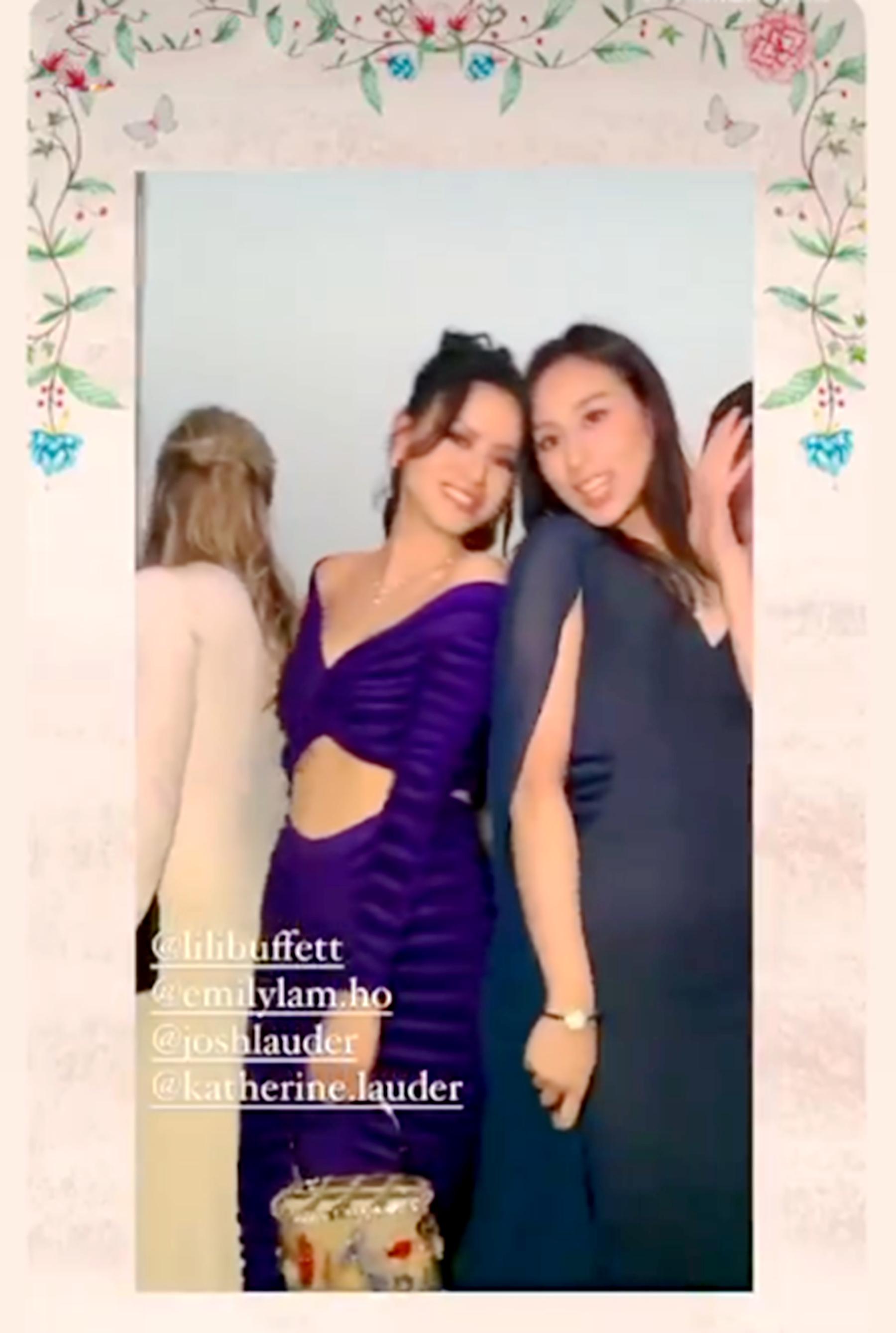 何超欣奚梦瑶一起玩,何超欣和李嘉欣同框