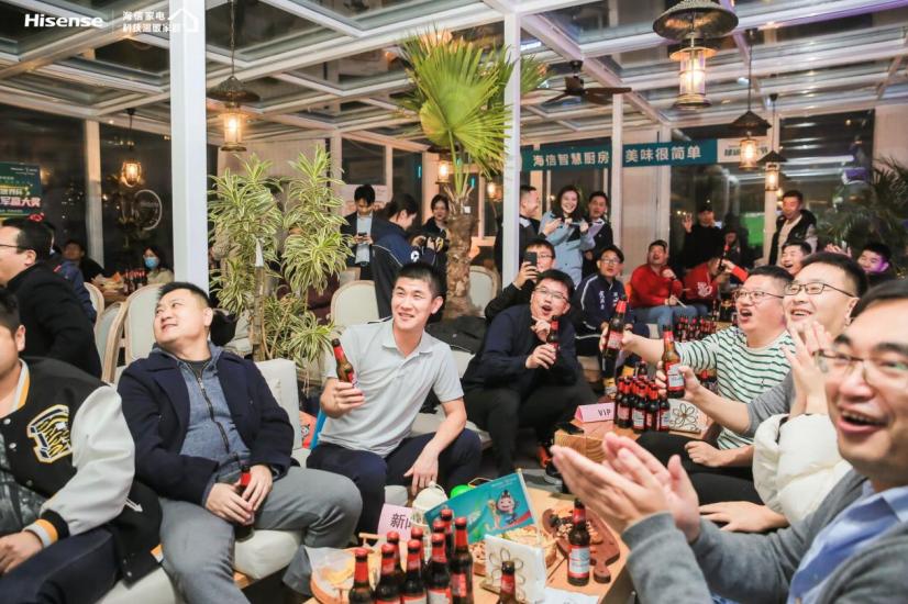 世界杯开幕球迷狂欢,世界杯球迷节现场