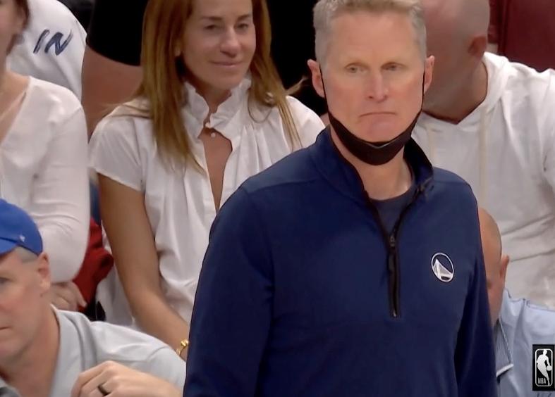 勇士53分惨败刷新十项纪录,勇士拒绝2比2