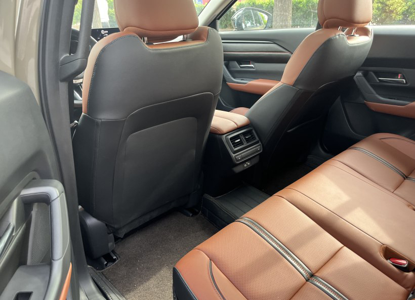 五年的昂克赛拉还值得入手吗,昂克赛拉2.0和cx-5驾驶感受