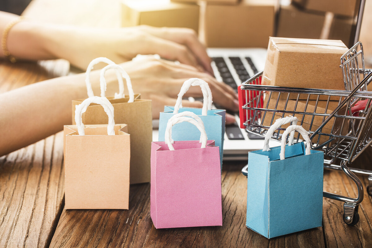 现在实体店都很难赚钱吗,实体店到底该不该赚钱