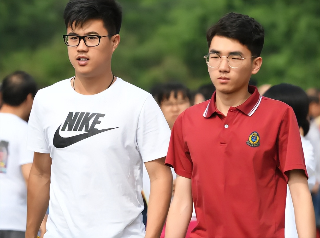 单招和统招上大专的区别,大专单招和统招的区别有哪些