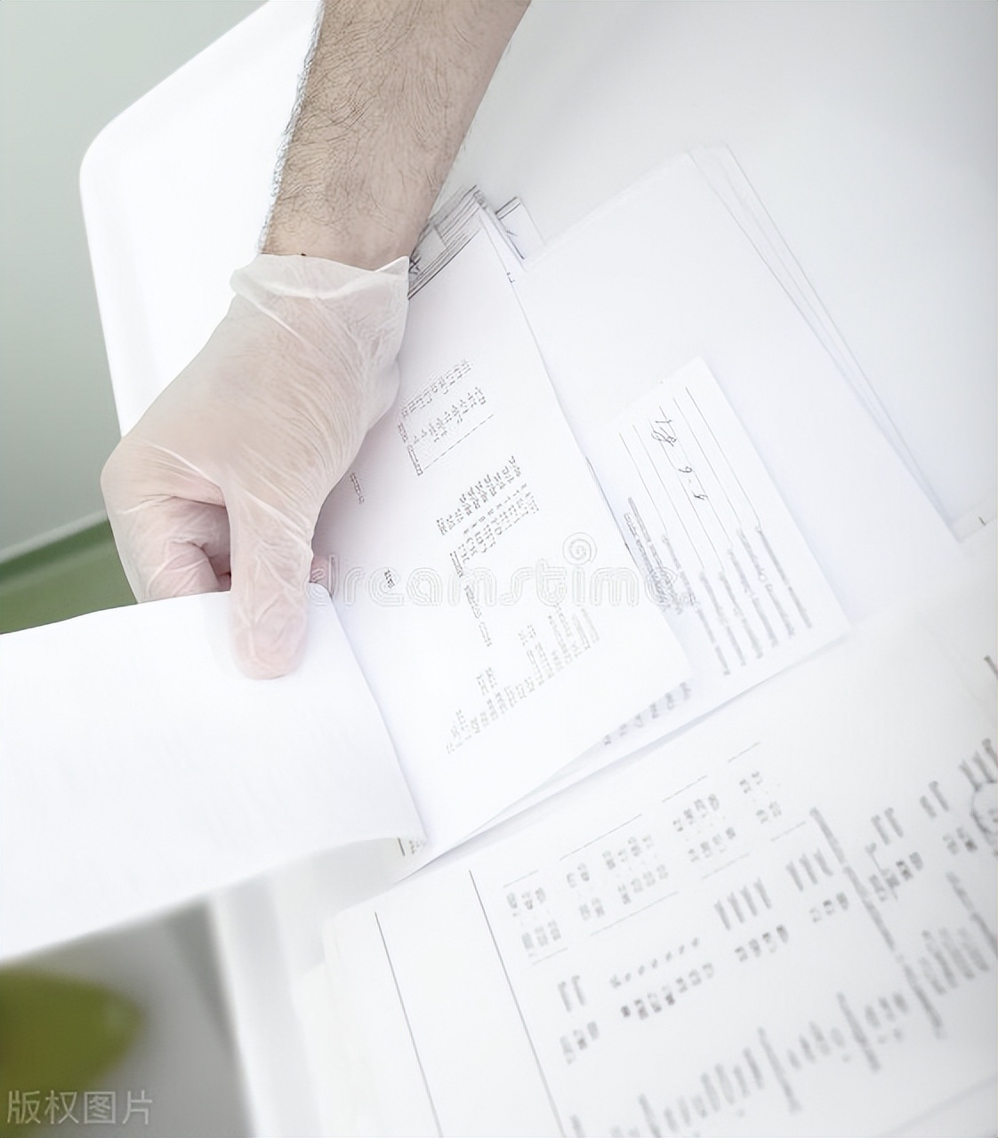 尿常规中有星号是什么意思,尿常规上-号代表什么