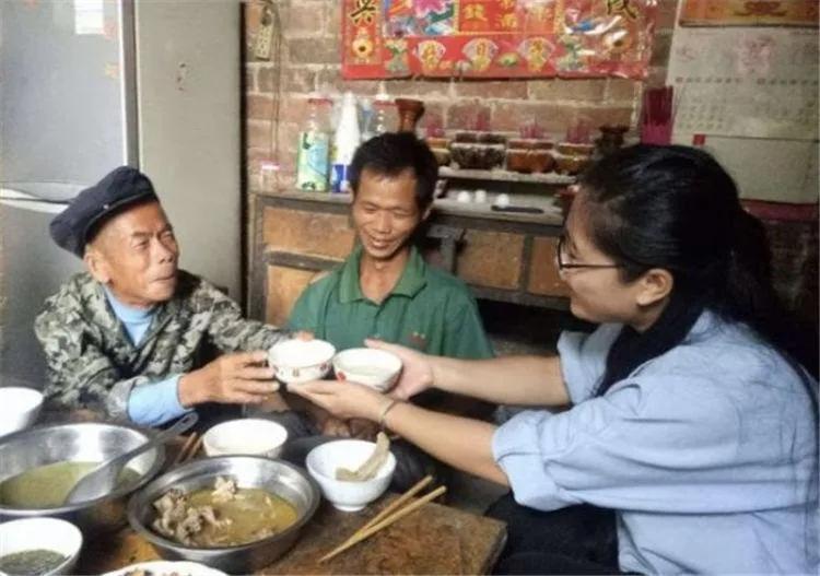 扶贫人物黄文秀,黄文秀立志扶贫