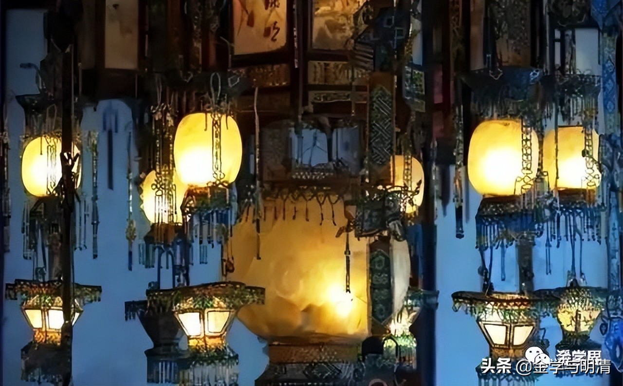 齐慧源:从《*瓶金**梅》看明代城市手工艺制作的水平及其商业化