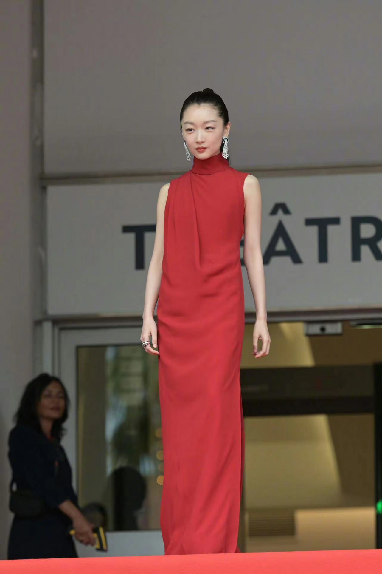 周冬雨成熟造型,周冬雨太平