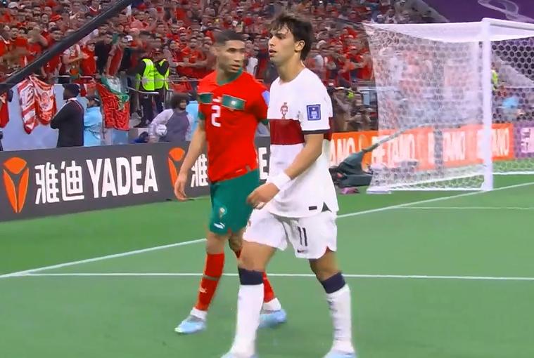 0：1！葡萄牙惨遭淘汰出局，C罗直接离场，情绪失控掩面哭泣