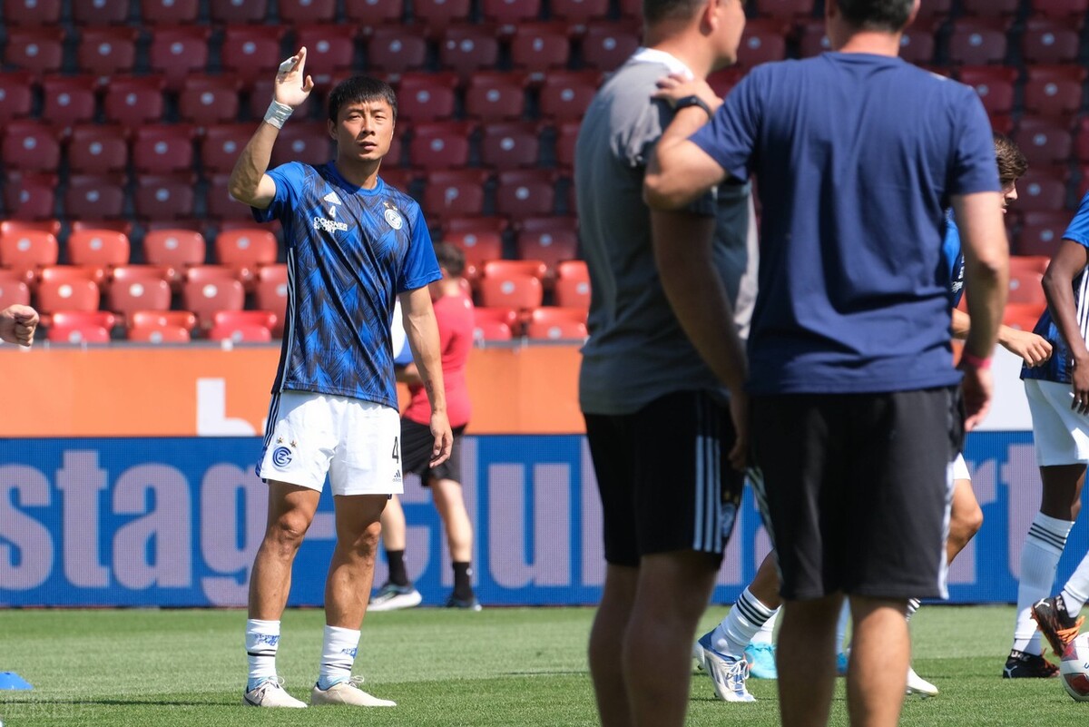 中国男足留洋军团迎来久违喜讯,中国男足再次踏上新的征程