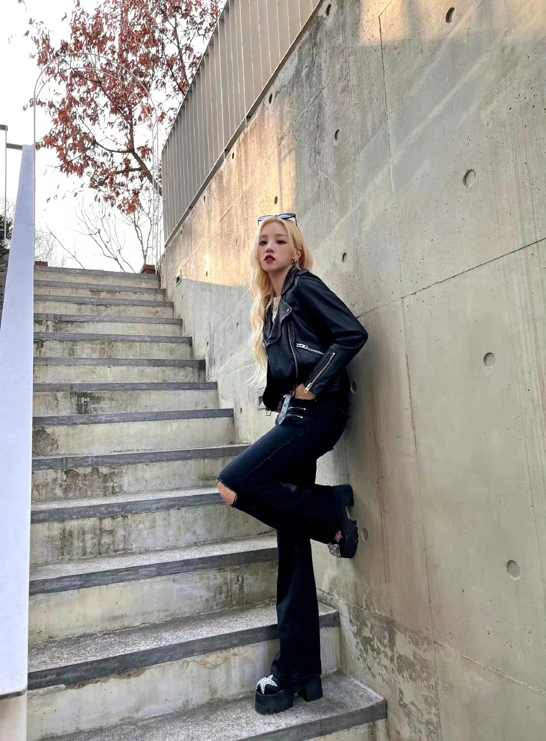 宋雨琦穿皮衣皮裙高筒靴,宋雨琦美人鱼皮衣