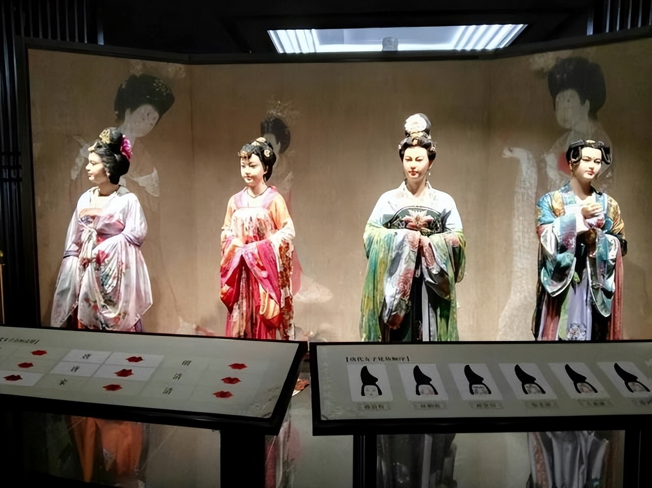 唐代女性服饰的主要类型与特点,唐代服饰文化的特点及文化内涵