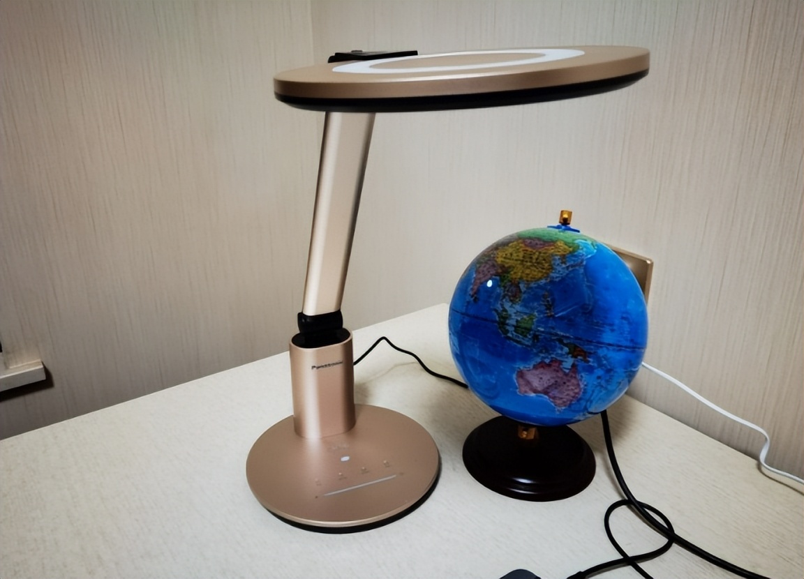 儿童灯选什么品牌的好,儿童灯具品牌排行榜