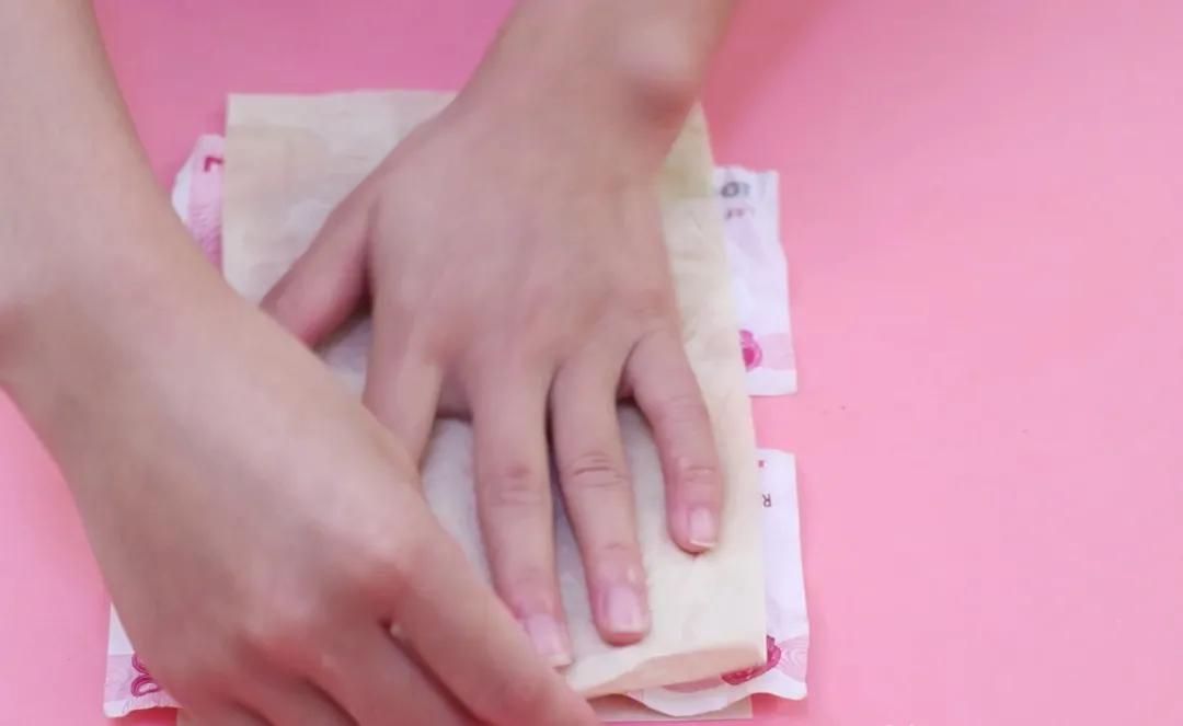 洗衣服快速小妙招大全,洗衣服的时候把钱洗坏了怎么办