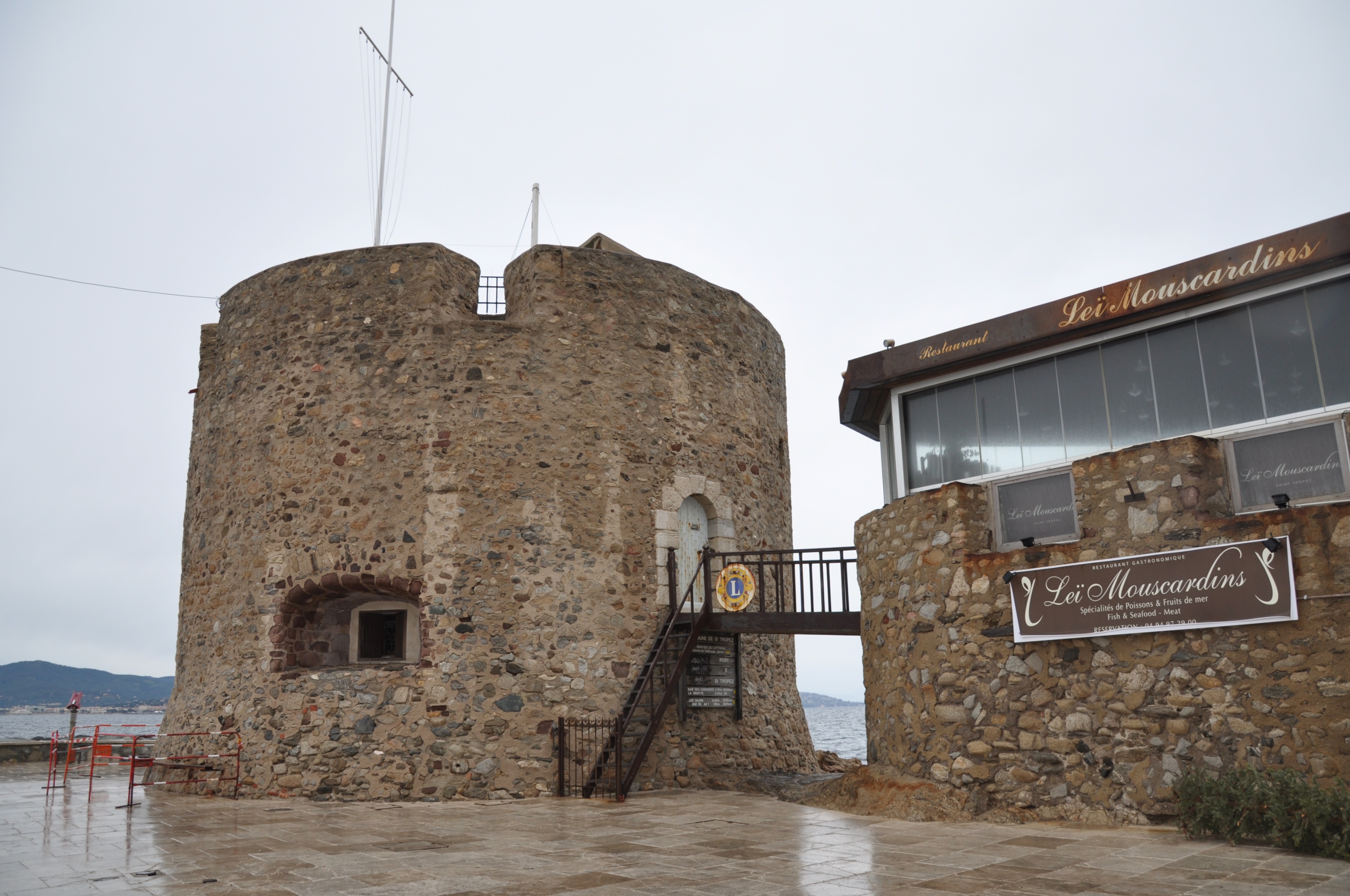 圣特罗佩蓝玛奇朵米色,圣特罗佩hermes