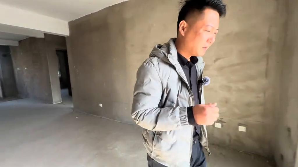 冠亚星城三室二厅出租房,河东区冠亚星城四居室出租多少钱