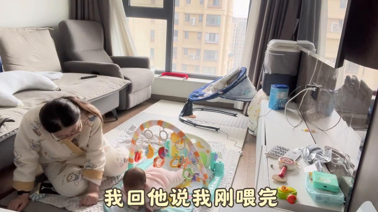 4个月宝宝突然不愿意喝奶瓶哭闹,四个月宝宝哭闹给家长什么建议