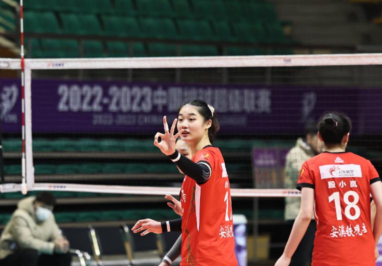 福建女排郑益昕单场38分,中国女排郑益昕打排超联赛