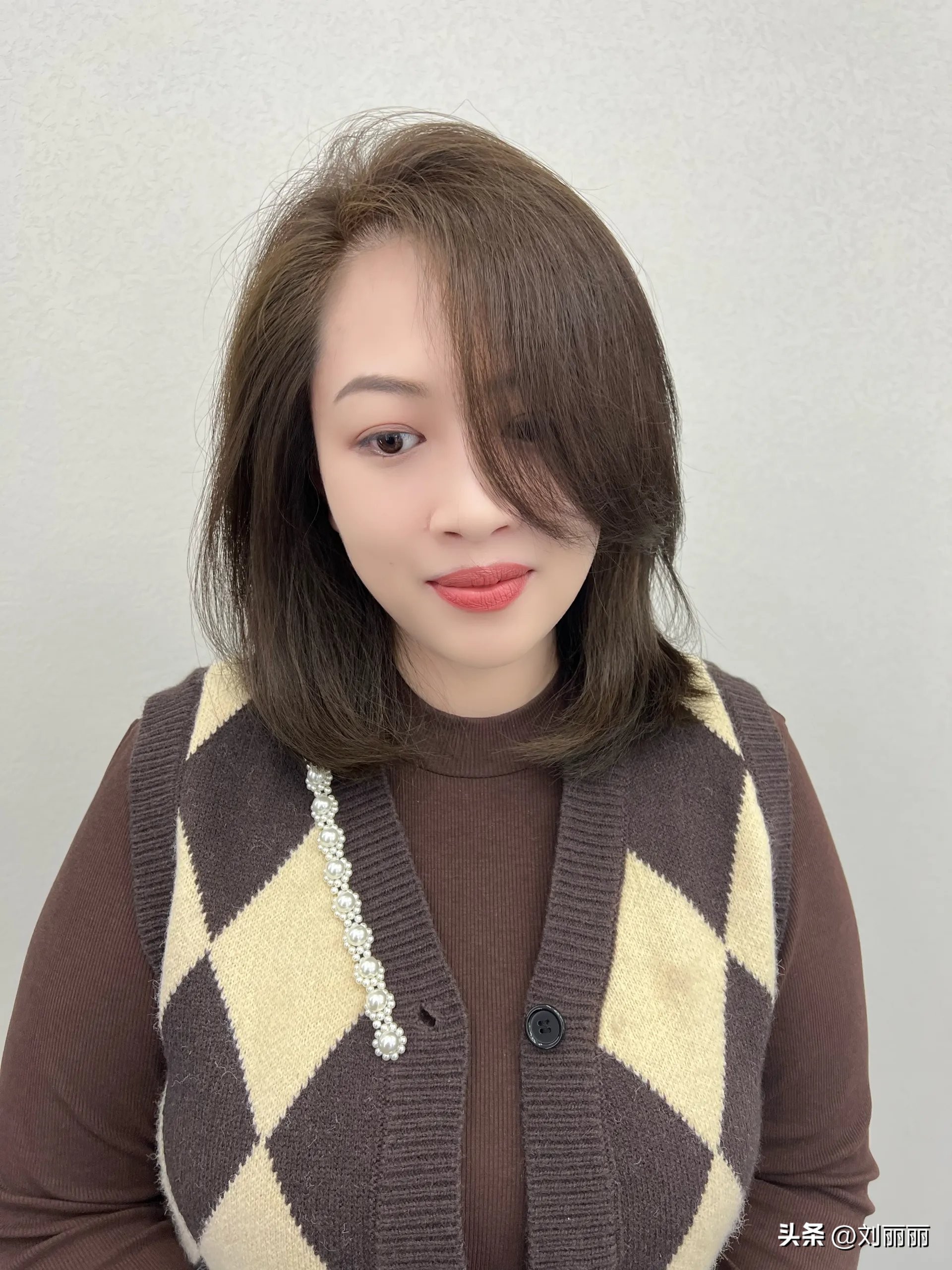 适合菱形脸锁骨纹理烫女免打理,纹理烫短发减龄发型图片