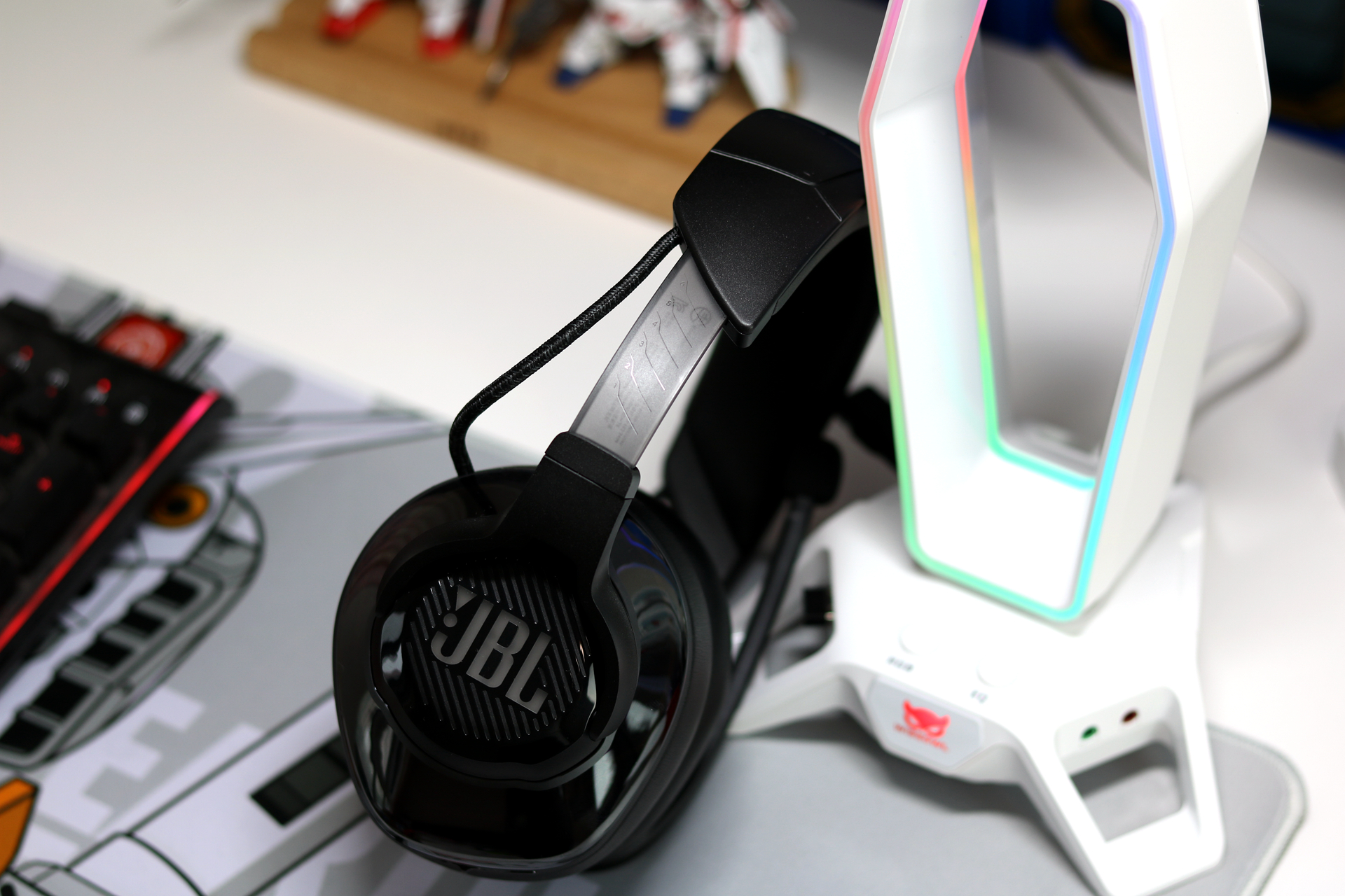 jbl头戴式耳机评测,2000元买头戴耳机值吗