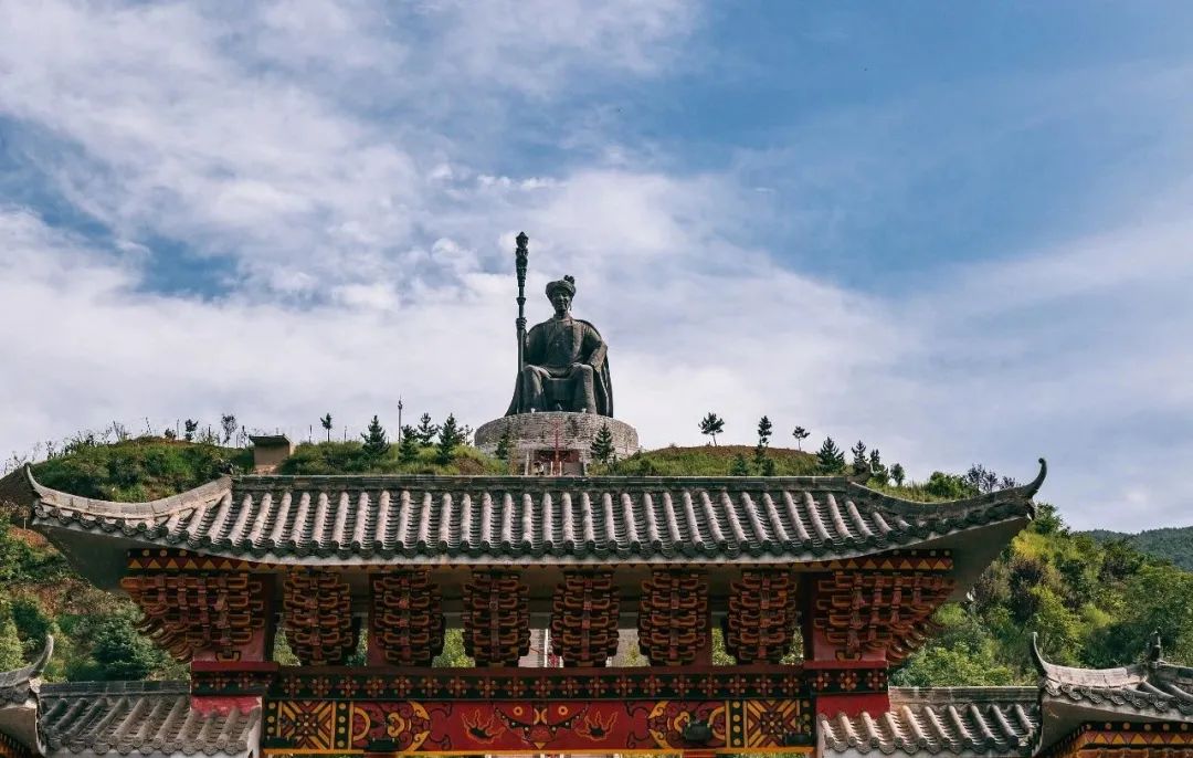 云烟、云茶、云药、云咖啡，云南的酒呢？