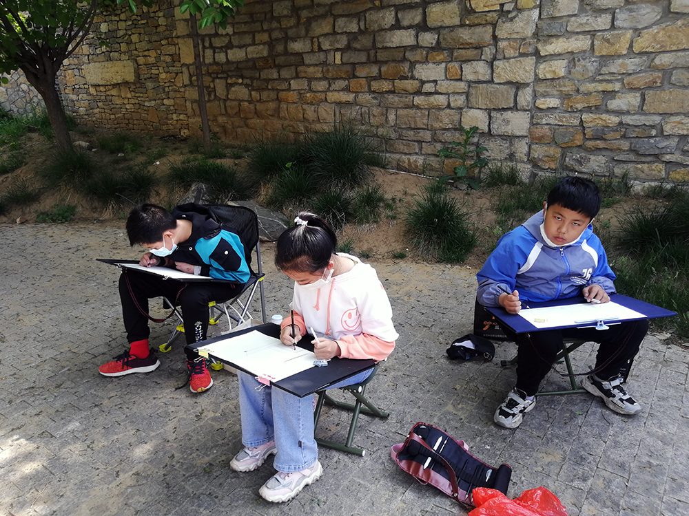 涔″ア鑹烘湳閰掑簵鎷嶆憚,涔″ア鑹烘湳姘戝