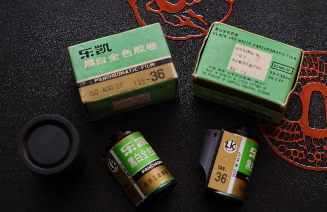 谈胶卷与胶卷暗盒收藏:过期的胶卷也有人要,或许还能卖个好价钱