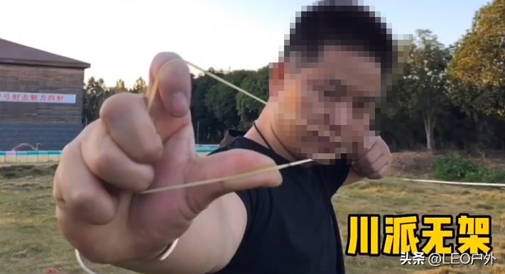 无架弹弓好玩吗,无架弹弓怎么玩儿