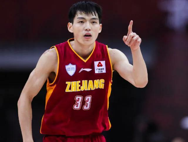 大外援吉伦沃特状态继续低迷,吉伦沃特砍32分6板