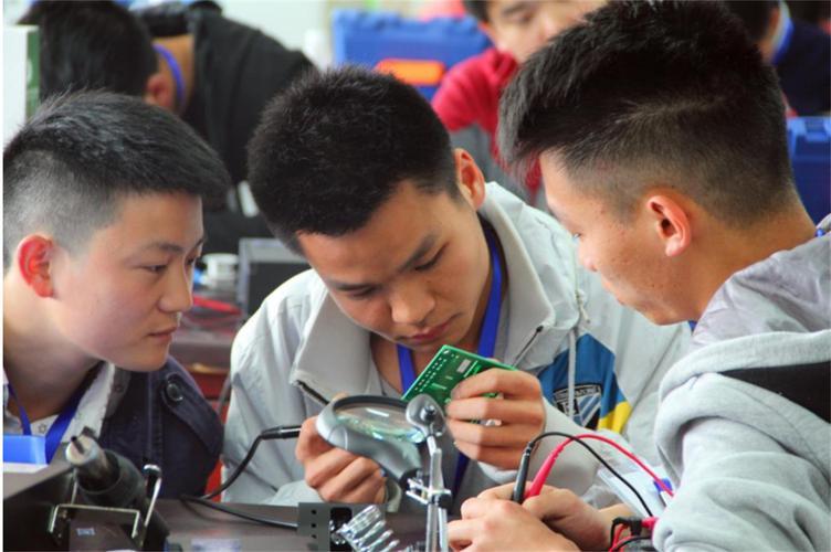 职业技术学院与高等专科的区别,高等专科学校与职业学院的区别