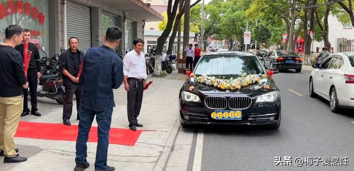 上海浦东酒席一桌多少钱,上海浦东高档婚宴