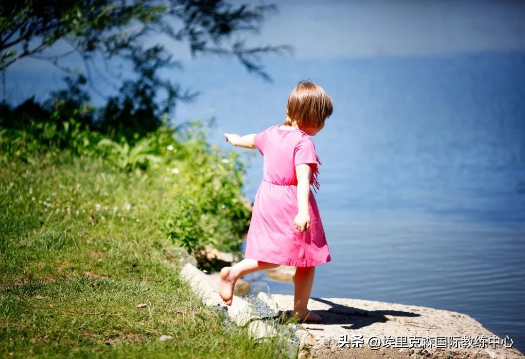 教练型父母|如何为孩子建立一生的安全感?