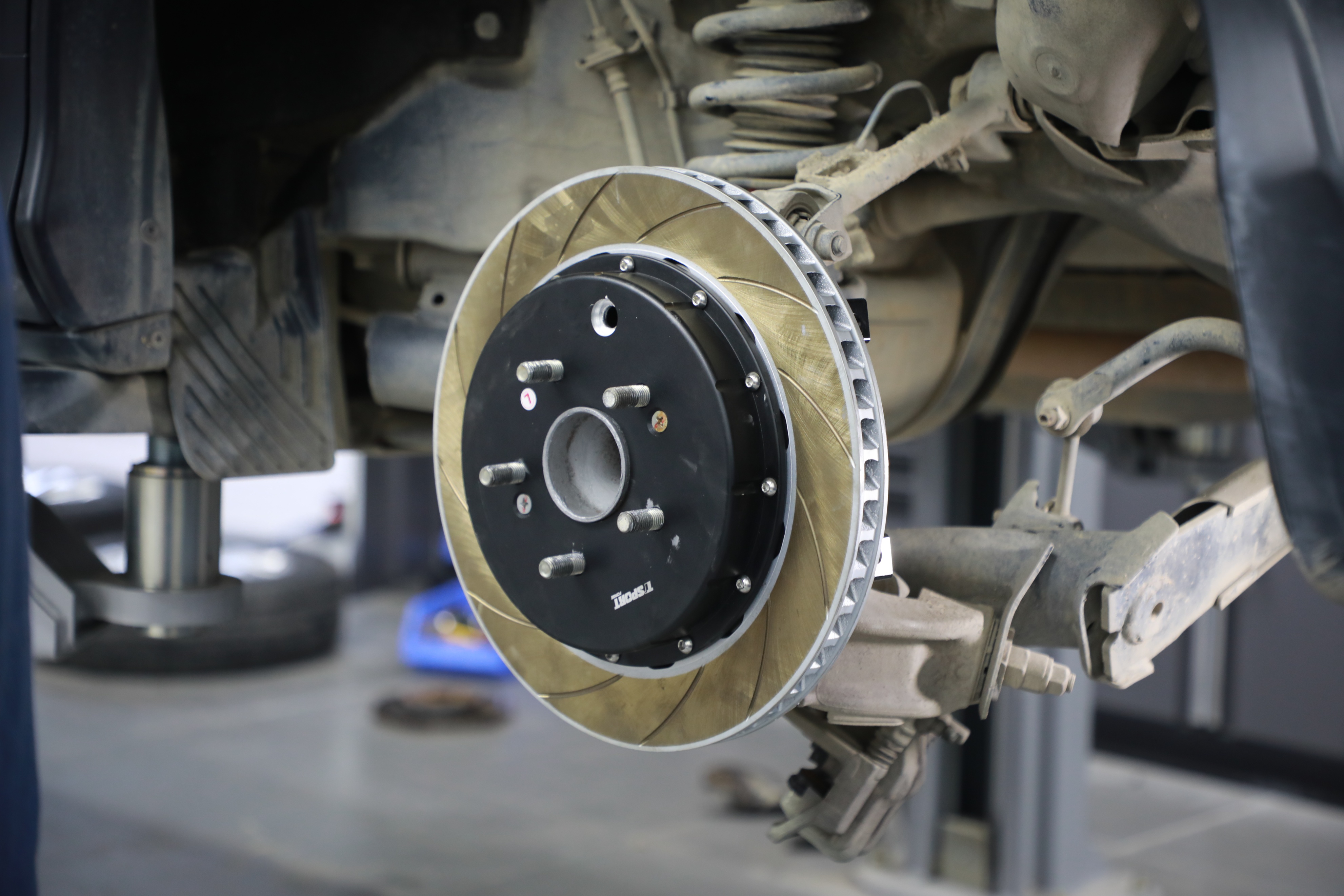 合资suv中为什么crv销量好,本田suv刹车低怎么办