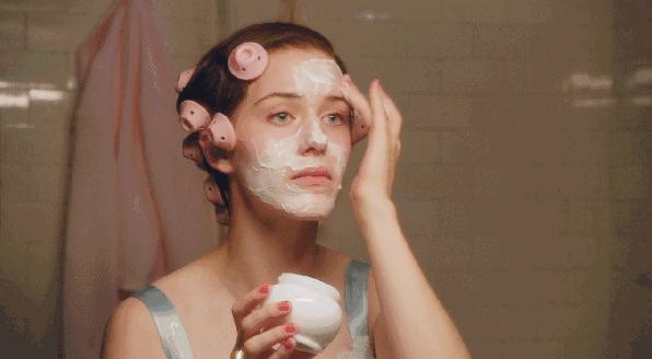 44岁石井美保凭“逆龄生长”登上热搜，雪白美肌离不开护肤小秘诀