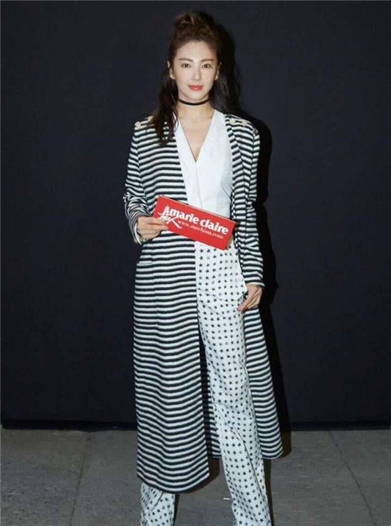 肩宽手臂粗怎么穿礼服,纯棉t恤女修身显瘦肩宽手臂粗