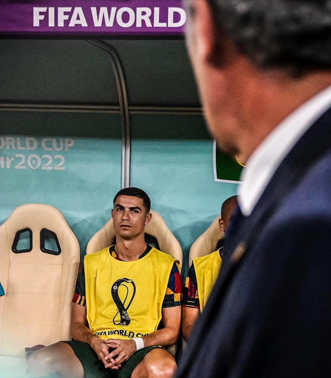 C罗悲情谢幕，而足球也没能踏上归途