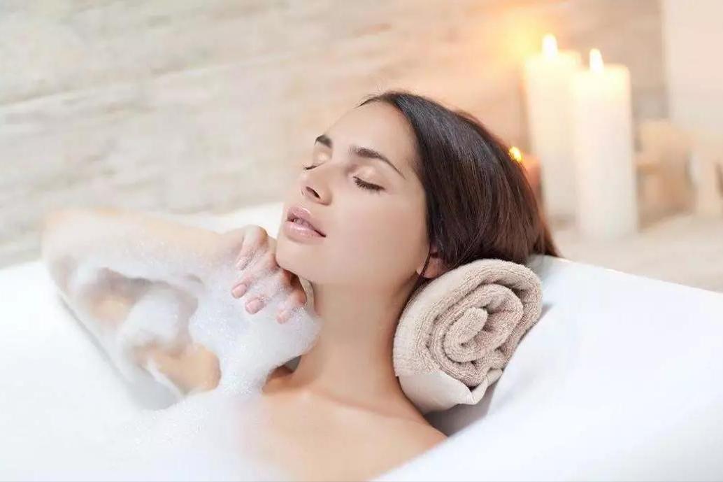 女生的第一次一定会出血？这层膜到底有啥用？别被男人“*脑洗**”了