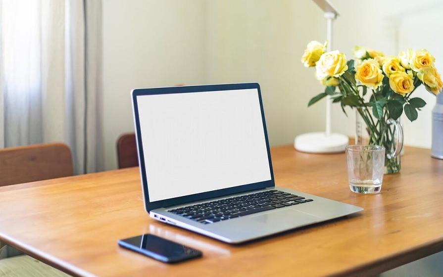 人生必备的四个百万,人生必备的四张证