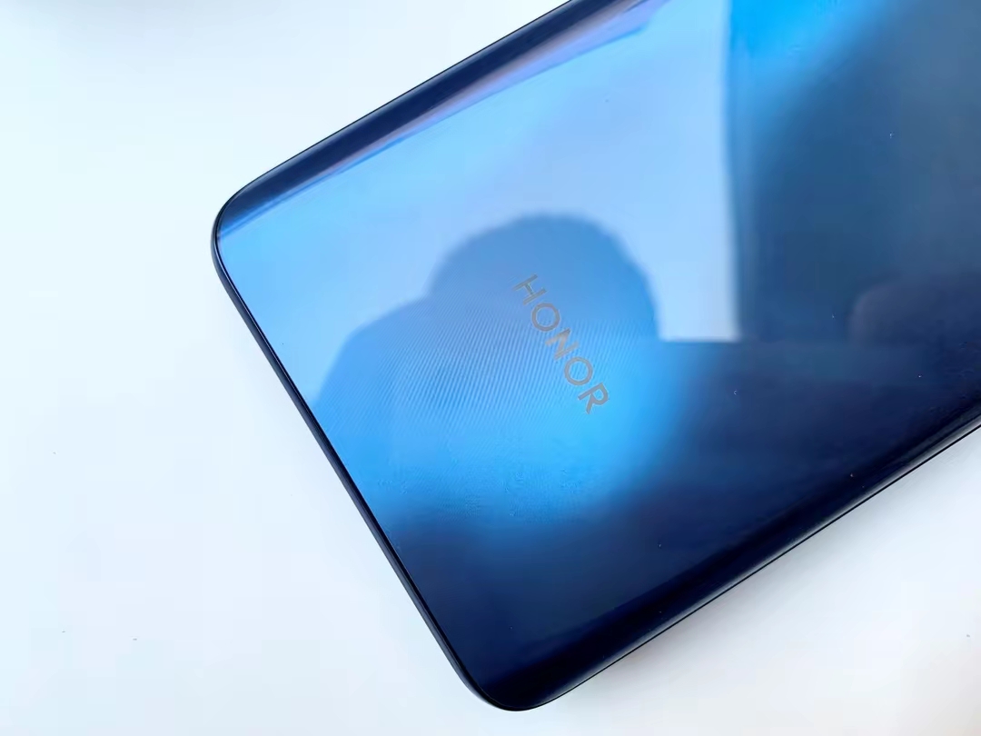 荣耀各型号性价比更高,荣耀新产品骁龙888和天玑1100