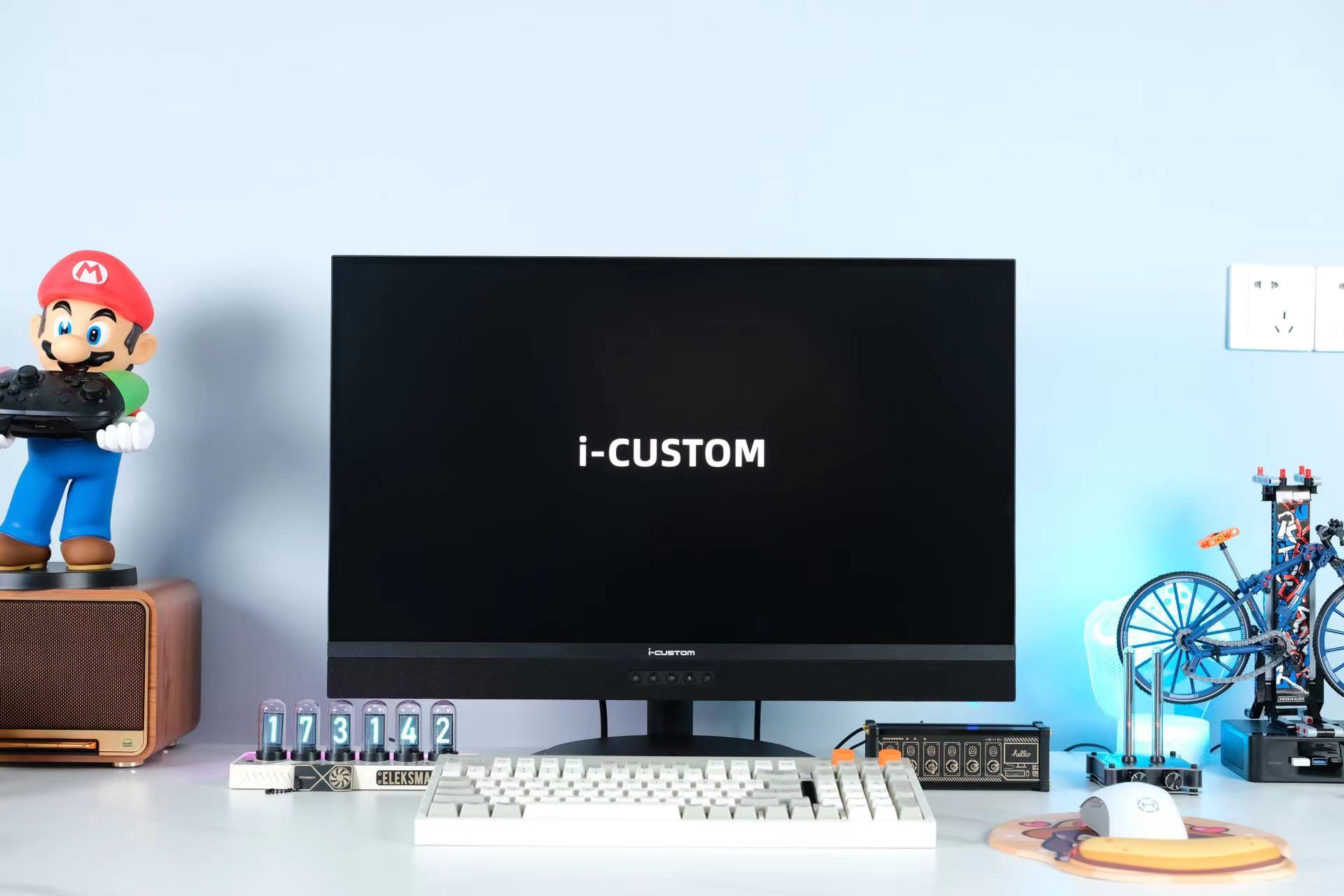 谁说显示器只能放电脑桌，老王帮你解锁自带系统显示器的新玩法