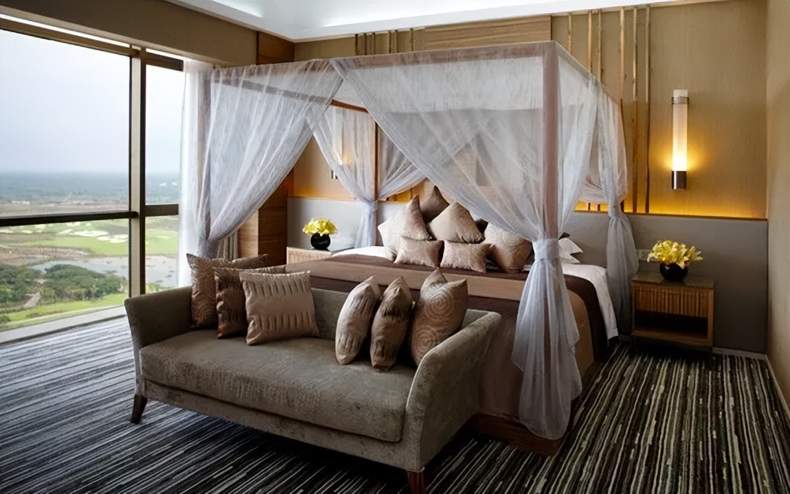 连锁酒店加盟前景如何,小白开酒馆自己做还是加盟好